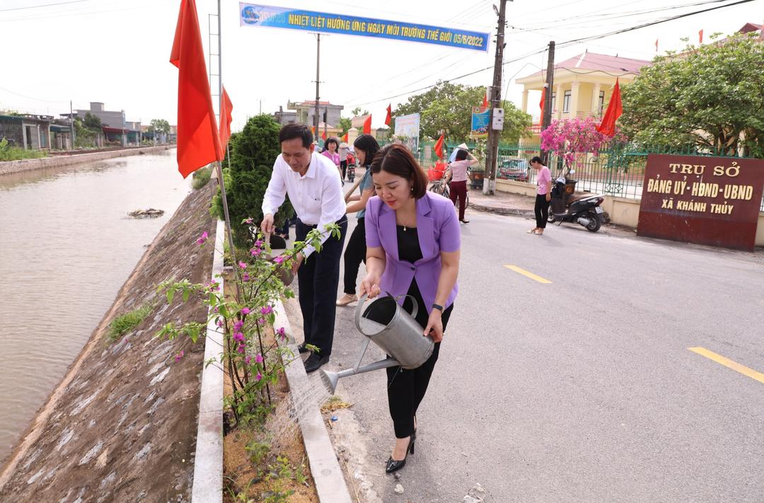Phụ nữ Khánh Thủy hưởng ứng Ngày Môi trường thế giới năm 2022
