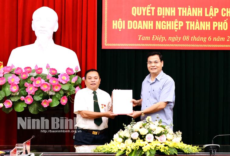 Công bố quyết định thành lập Chi bộ Hội Doanh nghiệp thành phố Tam Điệp