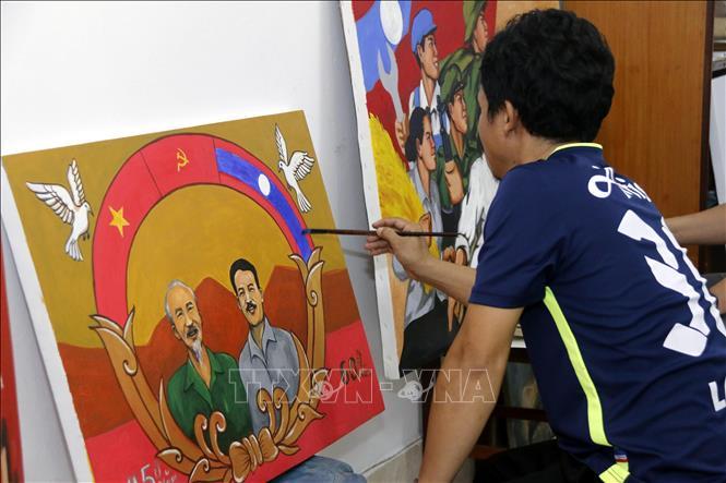 60 năm quan hệ Việt Nam - Lào: Quan hệ gắn bó hai nước qua các tác phẩm nghệ thuật