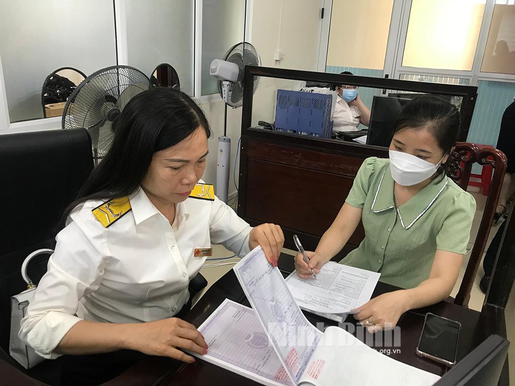 Thu thuế nội địa vượt khó đạt tiến độ dự toán