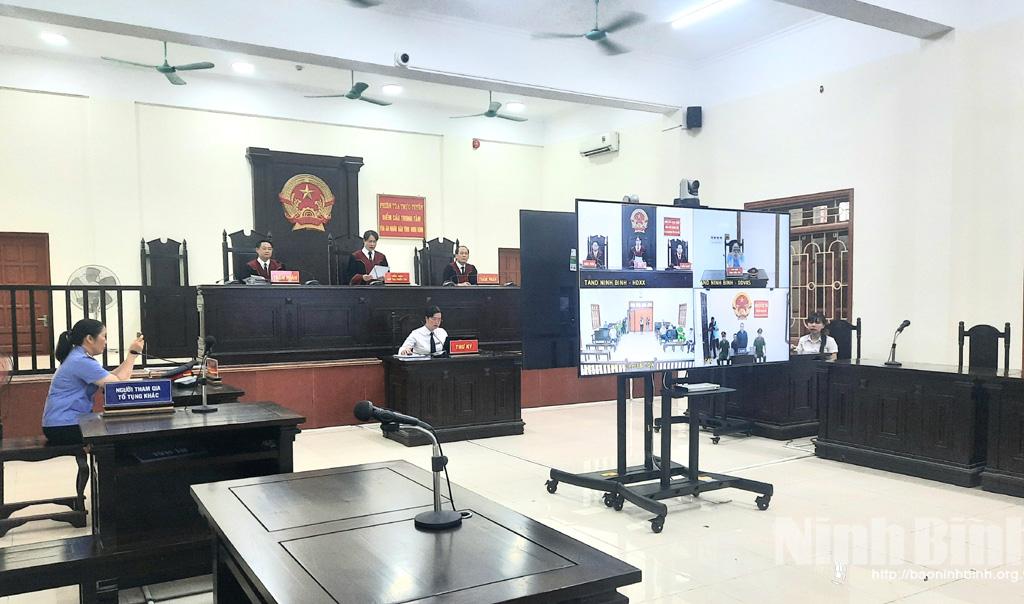 Tòa án nhân dân tỉnh mở phiên tòa xét xử trực tuyến đầu tiên