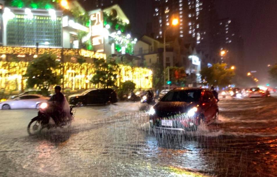 Bắc Bộ có mưa rải rác, Trung Bộ vẫn nắng nóng trong ngày đầu thi tốt nghiệp THPT