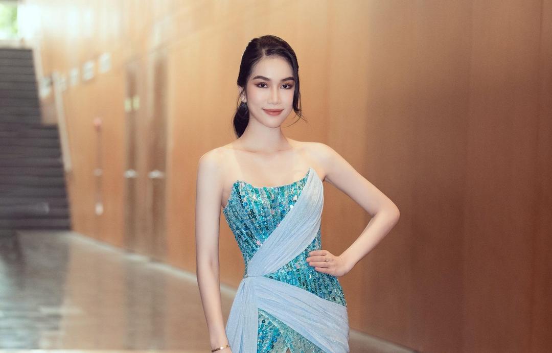Quốc phục Á hậu Phương Anh mang đến Miss International có gì đặc biệt?