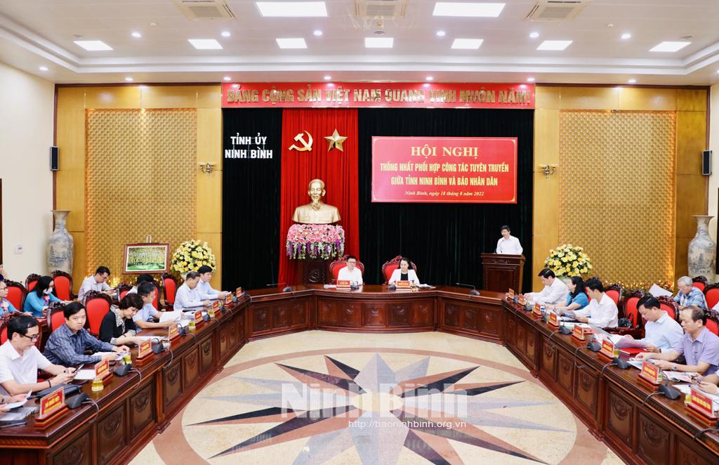 Tỉnh Ninh Bình và Báo Nhân Dân thống nhất phối hợp công tác tuyên truyền