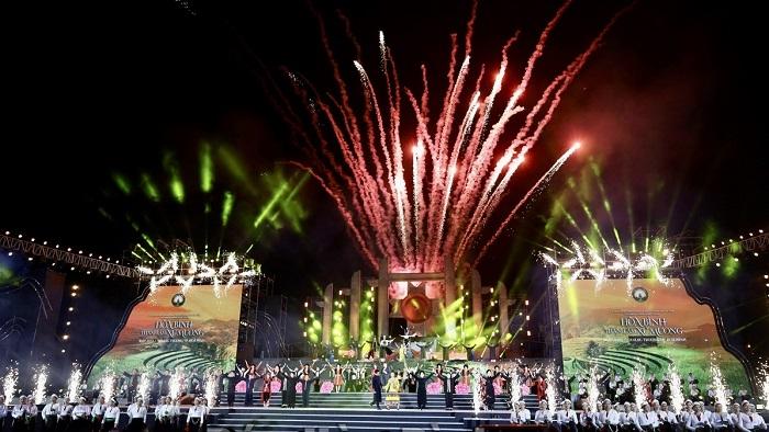 Art programme and carnival festival promote land and people of Hoa Binh province