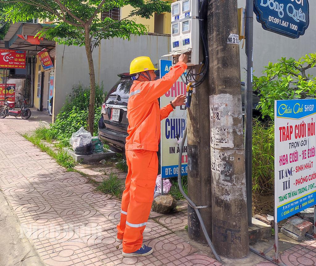 Công ty Điện lực Ninh Bình sẵn sàng phương án cấp điện phục vụ kỳ nghỉ lễ 2/9