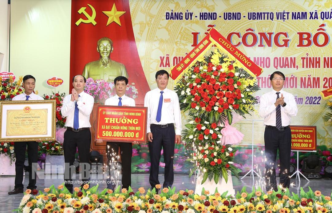 Quảng Lạc đón Bằng công nhận xã Nông thôn mới