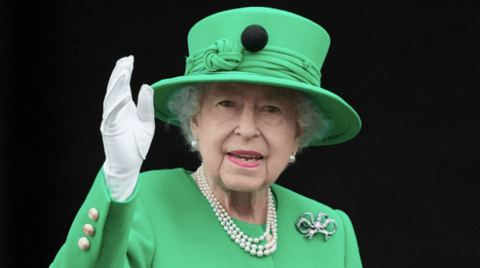 Nữ hoàng Elizabeth II truyền cảm hứng cho sáng tạo nghệ thuật