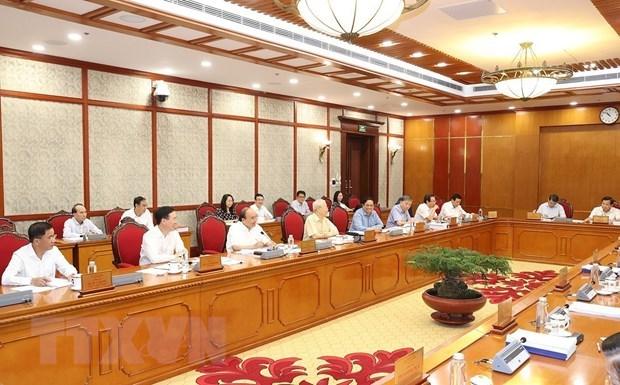 Party leader chairs meeting on important projects