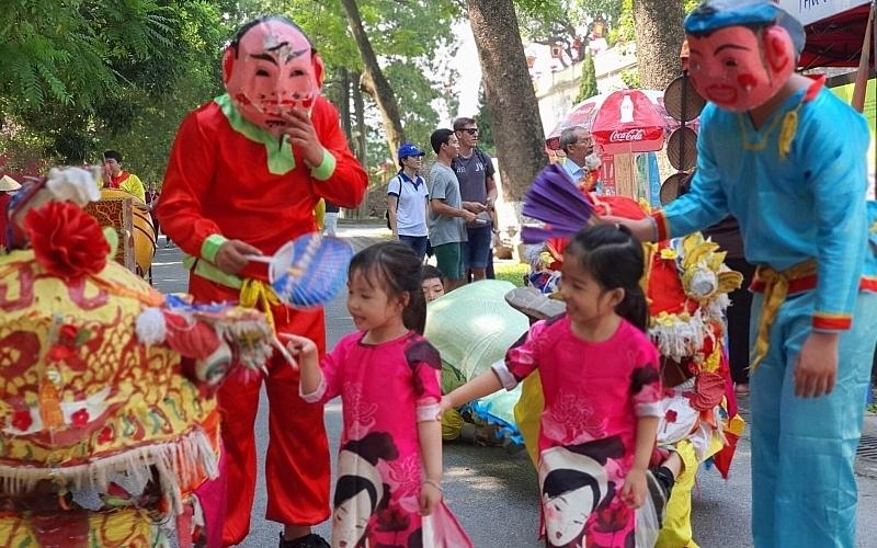 Đừng xa rời văn hóa truyền thống tốt đẹp