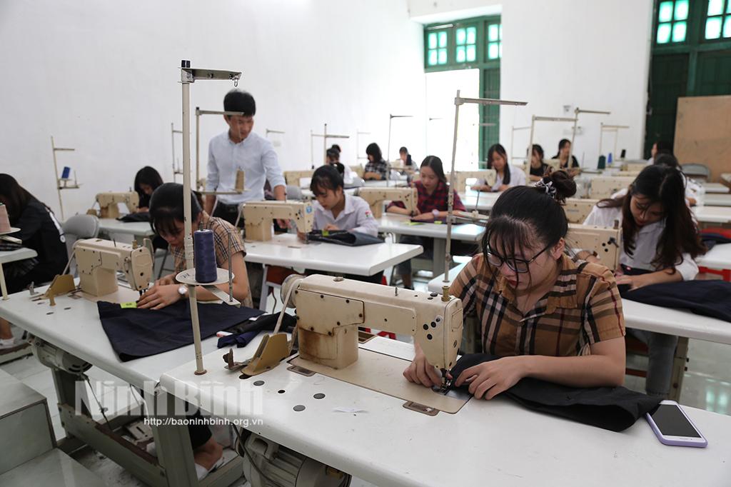 Học nghề, không phải là "điểm dừng" bất đắc dĩ