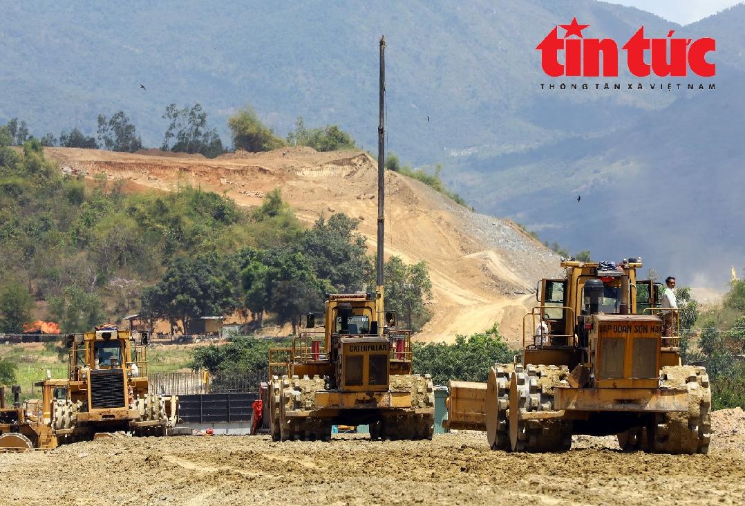 Tập trung giải phóng mặt bằng cho cao tốc Bắc Nam 2021 - 2025