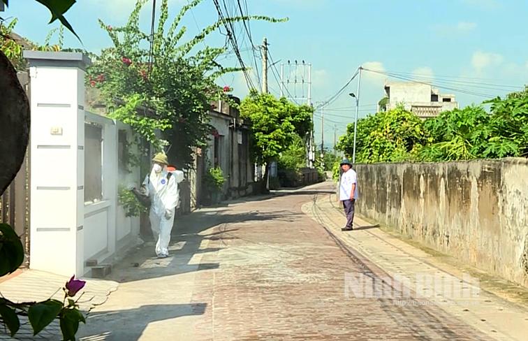 Siết chặt các biện pháp phòng, chống sốt xuất huyết, không để dịch bùng phát mạnh trong cộng đồng