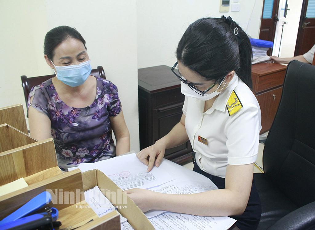 Tiếp tục hỗ trợ khôi phục sản xuất kinh doanh, tạo nguồn thu ngân sách bền vững