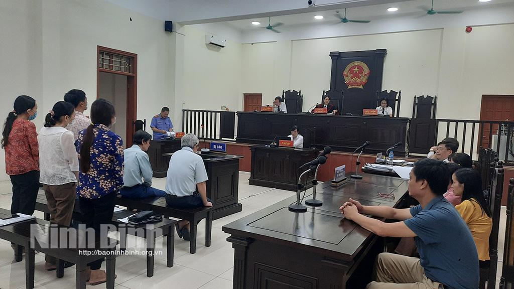 Xét xử nguyên Hiệu trưởng Trường Cao đẳng nghề Lilama I cùng đồng phạm