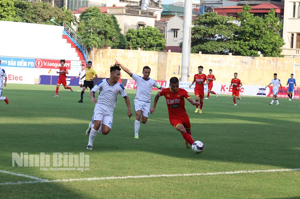 Giải bóng đá hạng Nhất quốc gia 2022: Công an Nhân dân thắng Phú Thọ 2-0