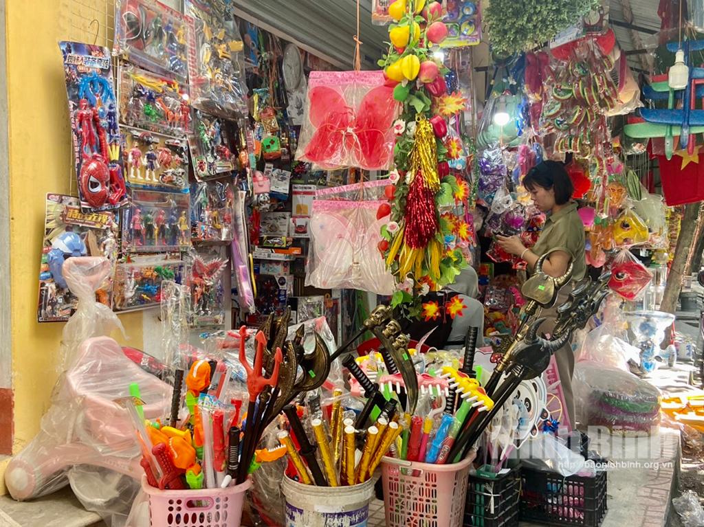 Cảnh báo đồ chơi bạo lực trong mùa Trung thu