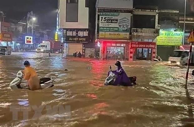 Bắc Bộ và Trung Bộ mưa lớn, chủ động ứng phó ngập lụt và sạt lở đất