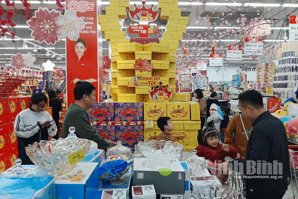 Đáp ứng đủ hàng hóa phục vụ nhân dân dịp Tết Nguyên đán