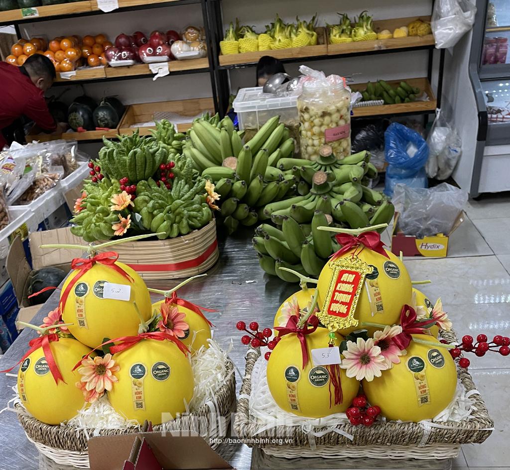 Đa dạng các loại trái cây bày mâm ngũ quả ngày Tết