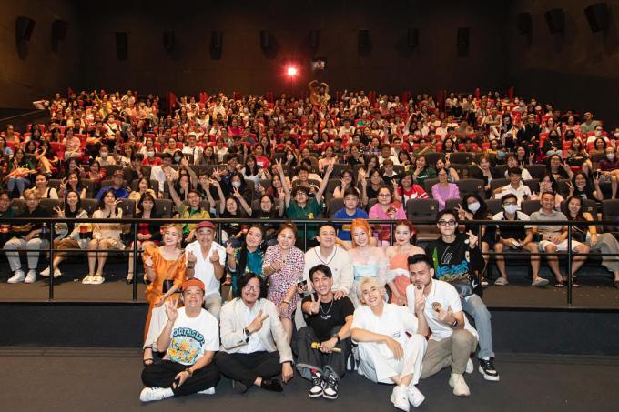 'Nhà bà Nữ' đạt 100 tỷ đồng nhanh nhất lịch sử phim Việt