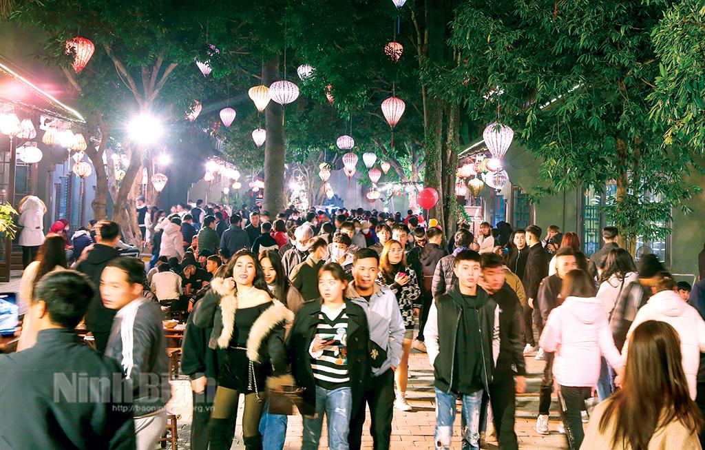 Du lịch Ninh Bình khởi đầu thuận lợi