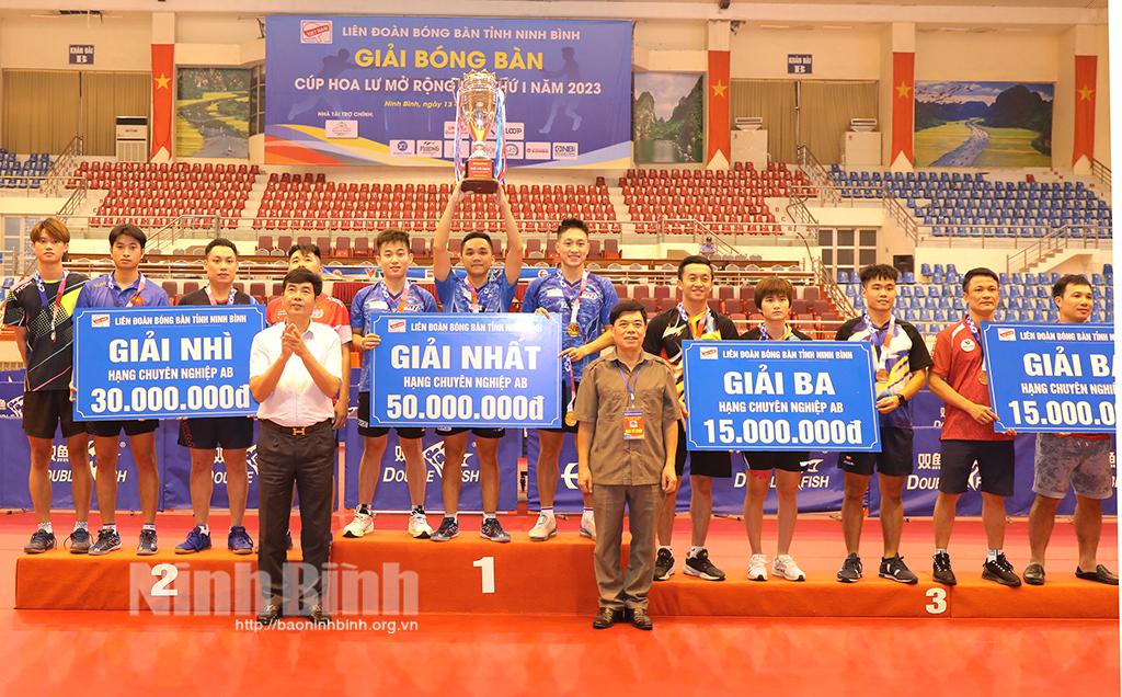 Bế mạc và trao thưởng Giải bóng bàn Cúp Hoa Lư mở rộng lần thứ I