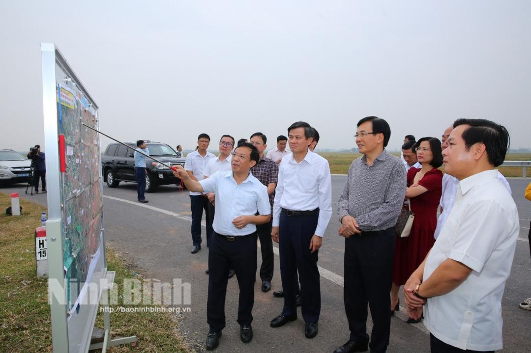 Đoàn công tác thành viên Chính phủ làm việc với tỉnh Ninh Bình