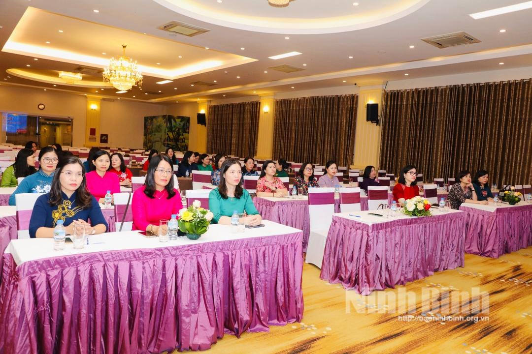 Gặp mặt Câu lạc bộ Cán bộ nữ tỉnh Ninh Bình