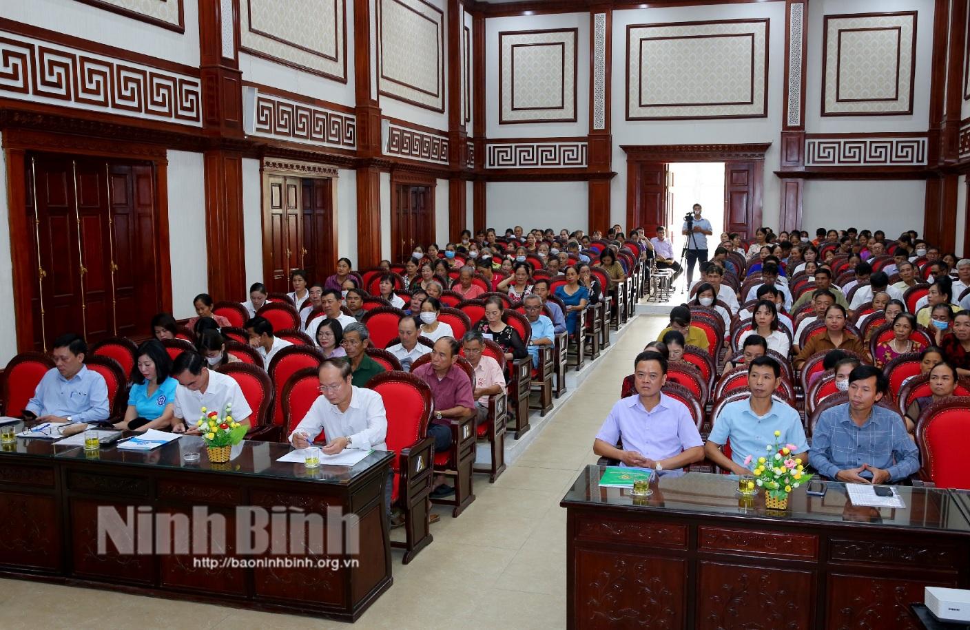 Tuyên truyền, đối thoại chính sách bảo hiểm xã hội tự nguyện, bảo hiểm y tế