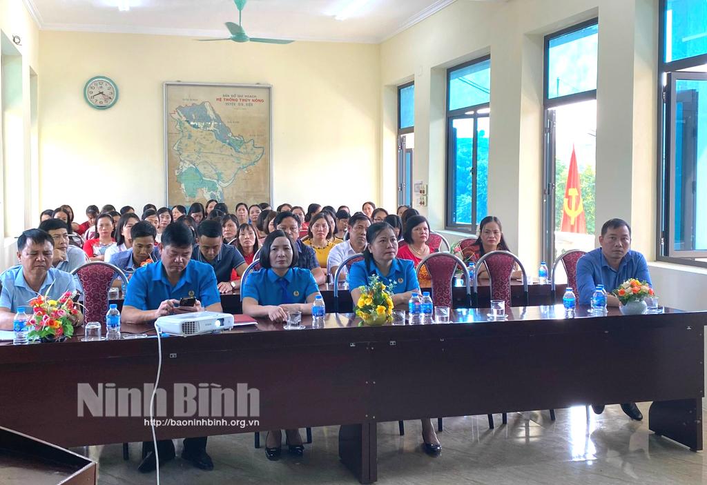 Hội nghị truyền thông về công tác dân số và phát triển