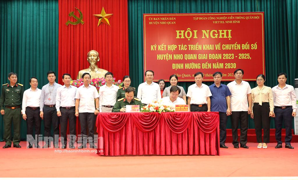 Ký kết hợp tác triển khai về chuyển đổi số huyện Nho Quan giai đoạn 2023-2025, định hướng đến năm 2030