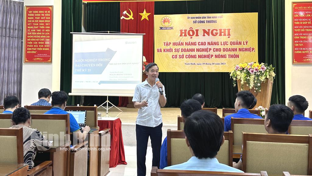 Tập huấn nâng cao năng lực quản lý và khởi sự doanh nghiệp