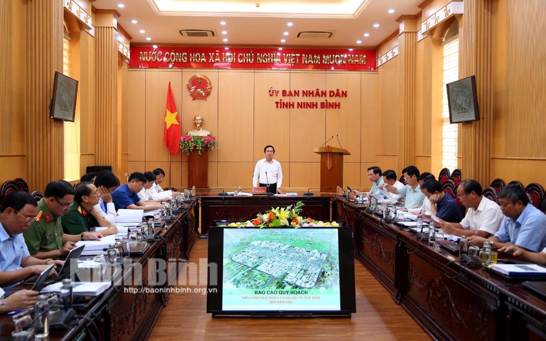 Hội nghị nghe báo cáo đồ án điều chỉnh quy hoạch chung đô thị Phát Diệm đến năm 2035