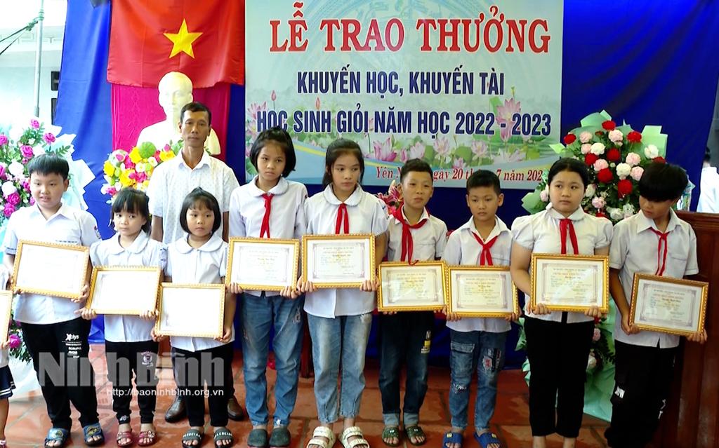 Lan tỏa phong trào thi đua học tập suốt đời trong các dòng họ