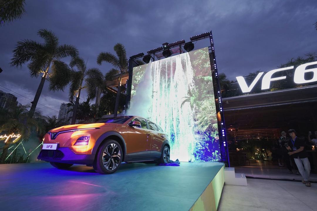 VinFast chính thức ra mắt mẫu SUV điện VF 6 dành cho gia đình Việt