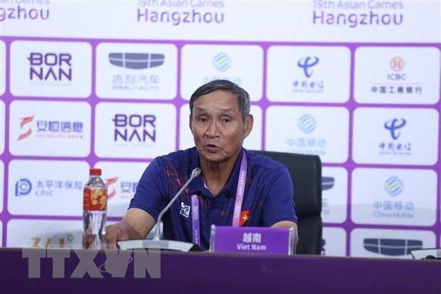 HLV Mai Đức Chung khẳng định đội tuyển "chắt chiu từng cơ hội"