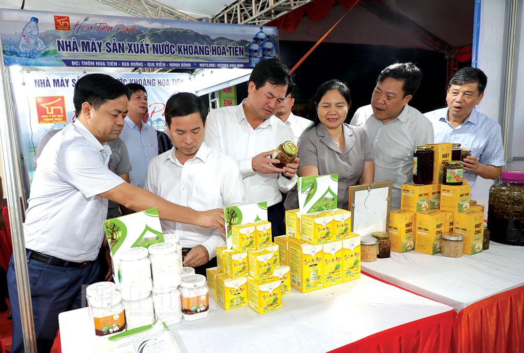 Đưa hàng Việt về nông thôn, miền núi
