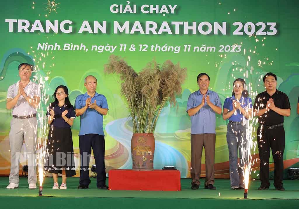 Khai mạc Giải chạy việt dã Tràng An Marathon năm 2023