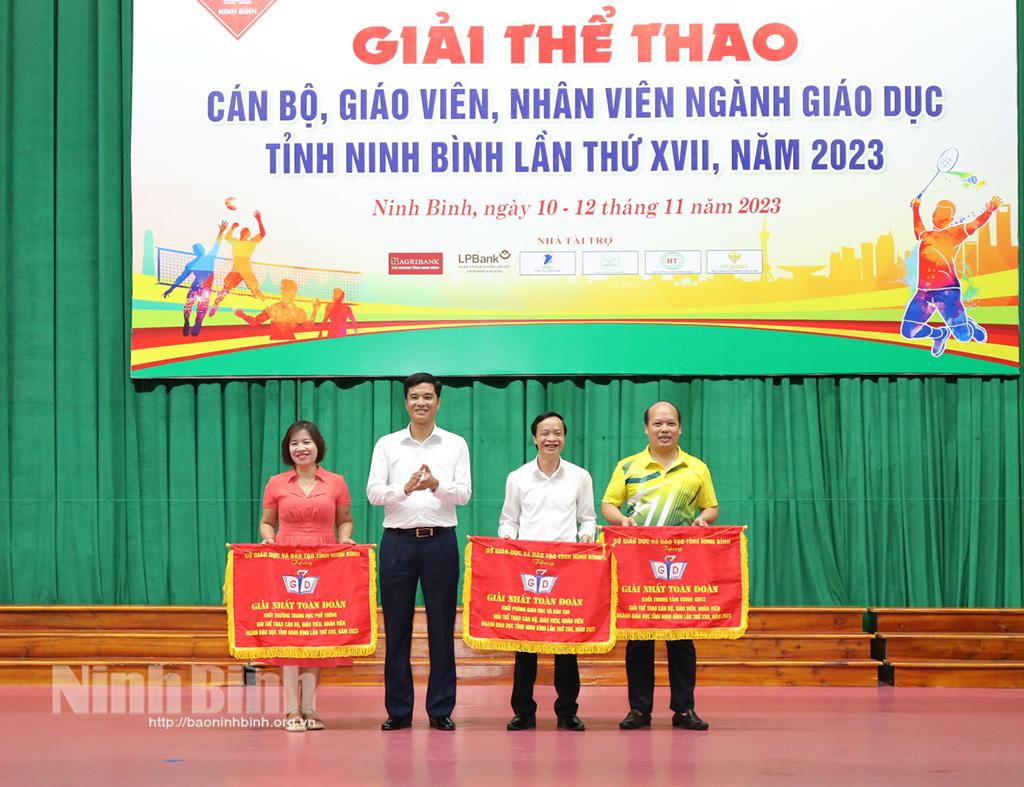 Bế mạc Giải thể thao cán bộ, giáo viên, nhân viên ngành Giáo dục năm 2023