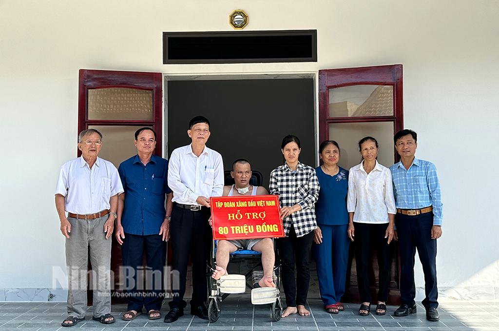 Yên Mô huy động nguồn lực xây nhà cho hộ nghèo