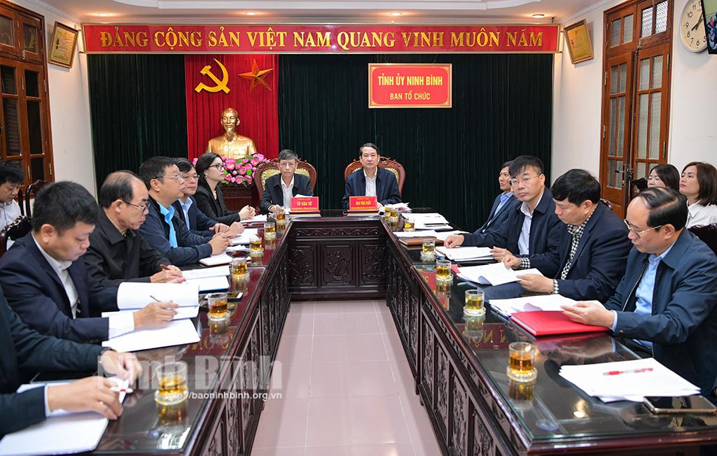 Quán triệt, triển khai các văn bản mới của Trung ương về công tác tổ chức xây dựng Đảng