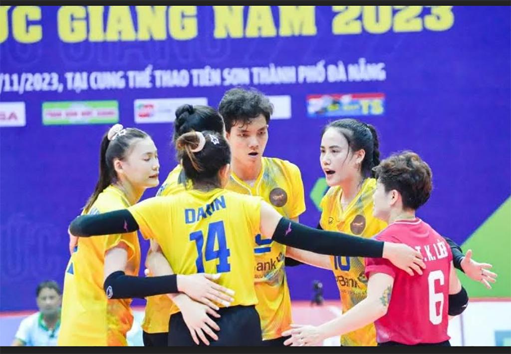 Giải bóng chuyền vô địch quốc gia Cúp Hóa chất Đức Giang 2023: Bích Tuyền tỏa sáng, đưa nữ Ninh Bình LienViet PostBank đến trận chung kết lịch sử