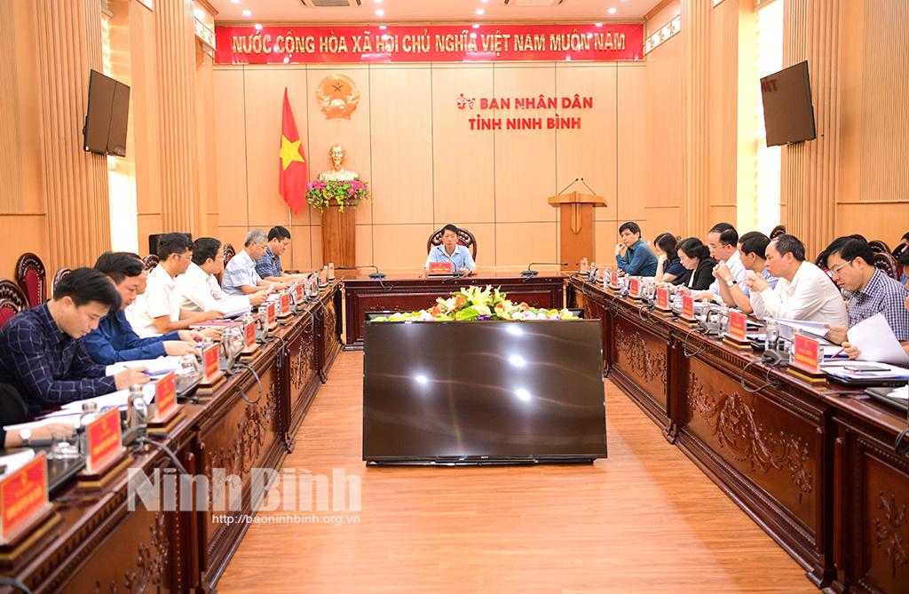 Hội nghị tham gia ý kiến vào dự thảo một số báo cáo, tờ trình, nghị quyết trình tại kỳ họp thứ 16, 17 HĐND tỉnh khóa XV