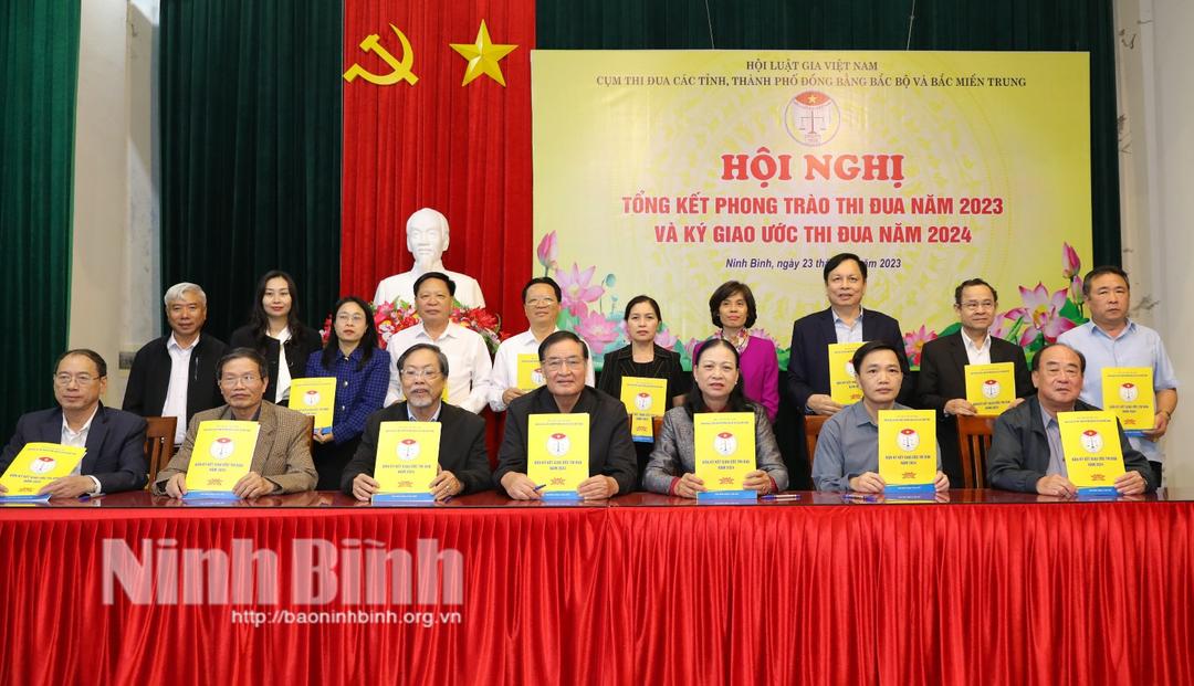 Tổng kết phong trào thi đua Hội Luật gia Cụm thi đua các tỉnh, thành phố đồng bằng Bắc Bộ và Bắc miền Trung