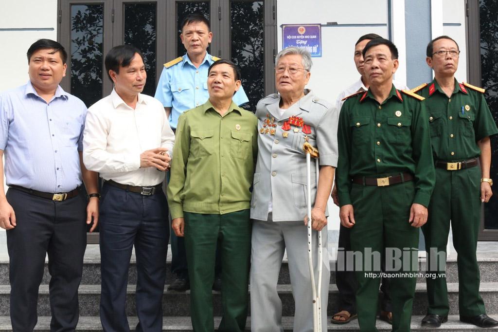 Hội CCB huyện Nho Quan khánh thành và trao nhà "Nghĩa tình đồng đội"