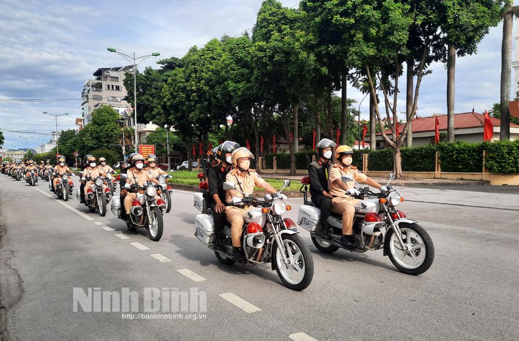 Bảo đảm trật tự, an toàn giao thông dịp Tết Dương lịch, Tết Nguyên đán Giáp Thìn và Lễ hội xuân 2024