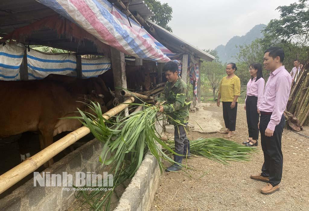 Vốn vay ưu đãi - Tạo cơ hội thoát nghèo cho đồng bào dân tộc thiểu số và miền núi