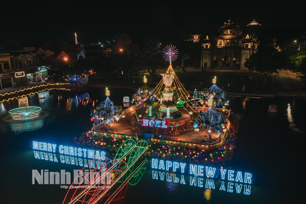 Ninh Bình: Không khí Giáng sinh lung linh, tràn ngập khắp nơi