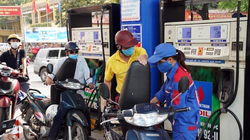 Công điện của Thủ tướng Chính phủ về thực hiện các giải pháp bảo đảm cung ứng đủ xăng dầu cho sản xuất, kinh doanh và tiêu dùng